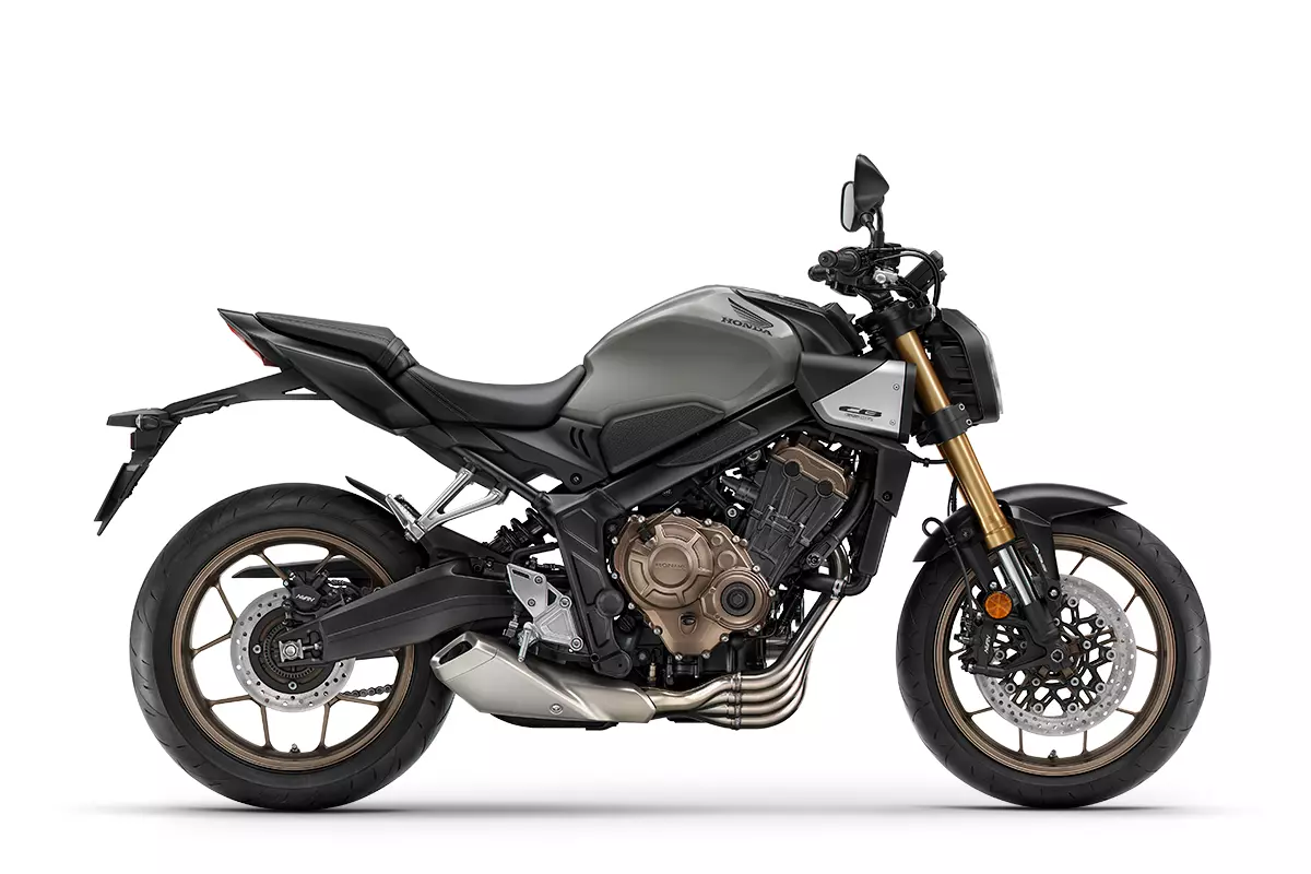 PEARL SMOKY GRAY
9.450 €