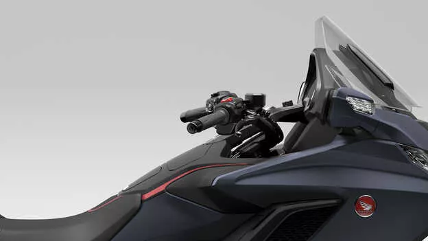 GL1800 DCT litourgia smart key (1)