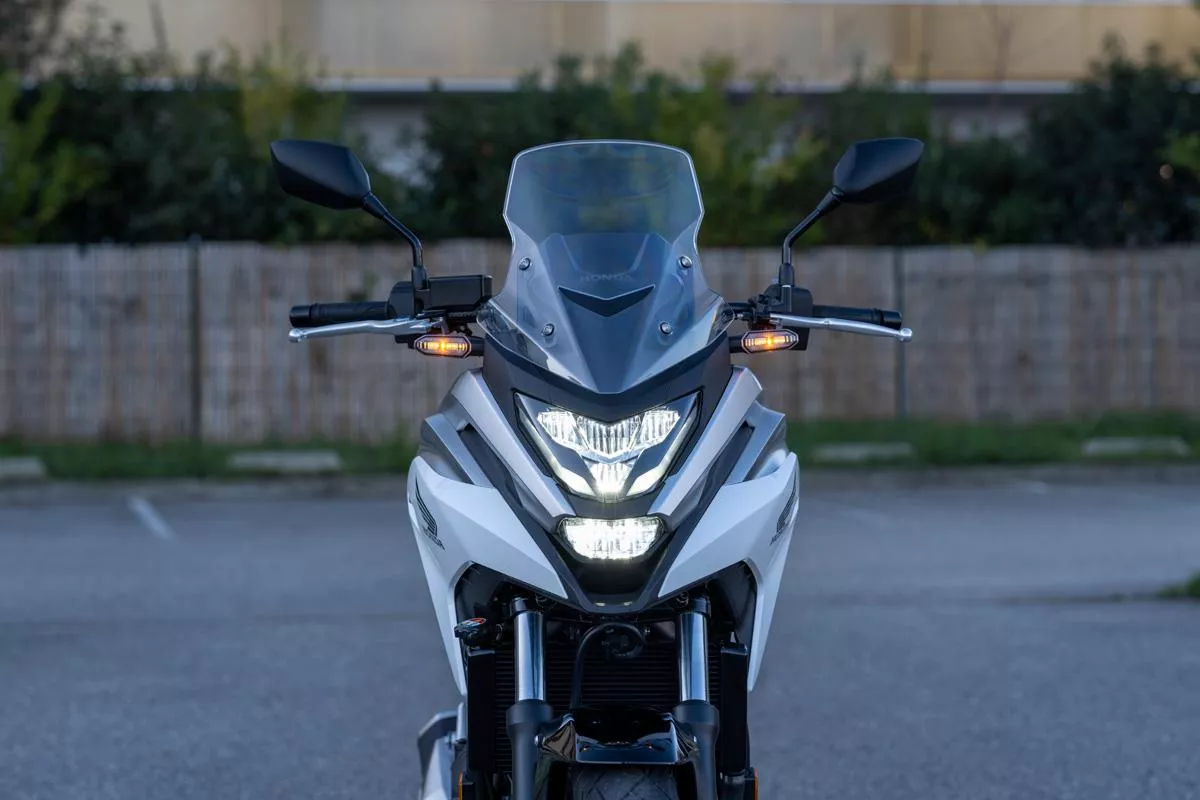NC750X pio aixmiro kai fota LED