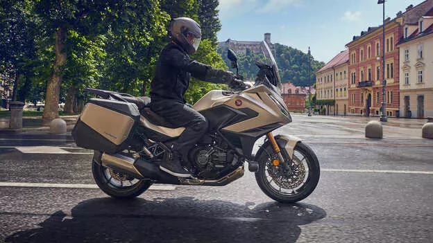 NT1100 aneti thesi odigisis (1)