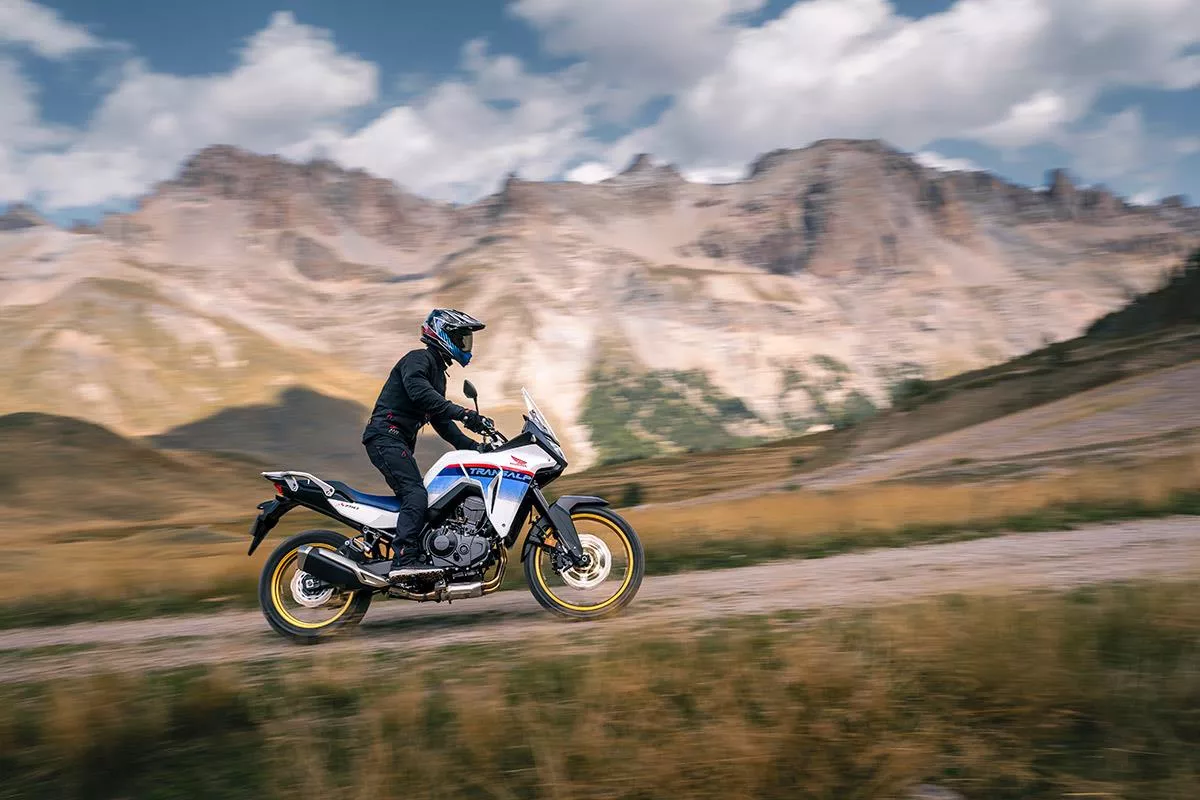 XL750 TRANSALP friendly toughness