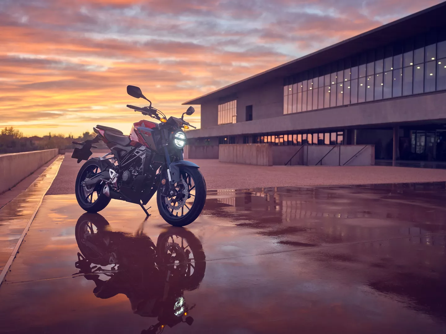 header cb125r