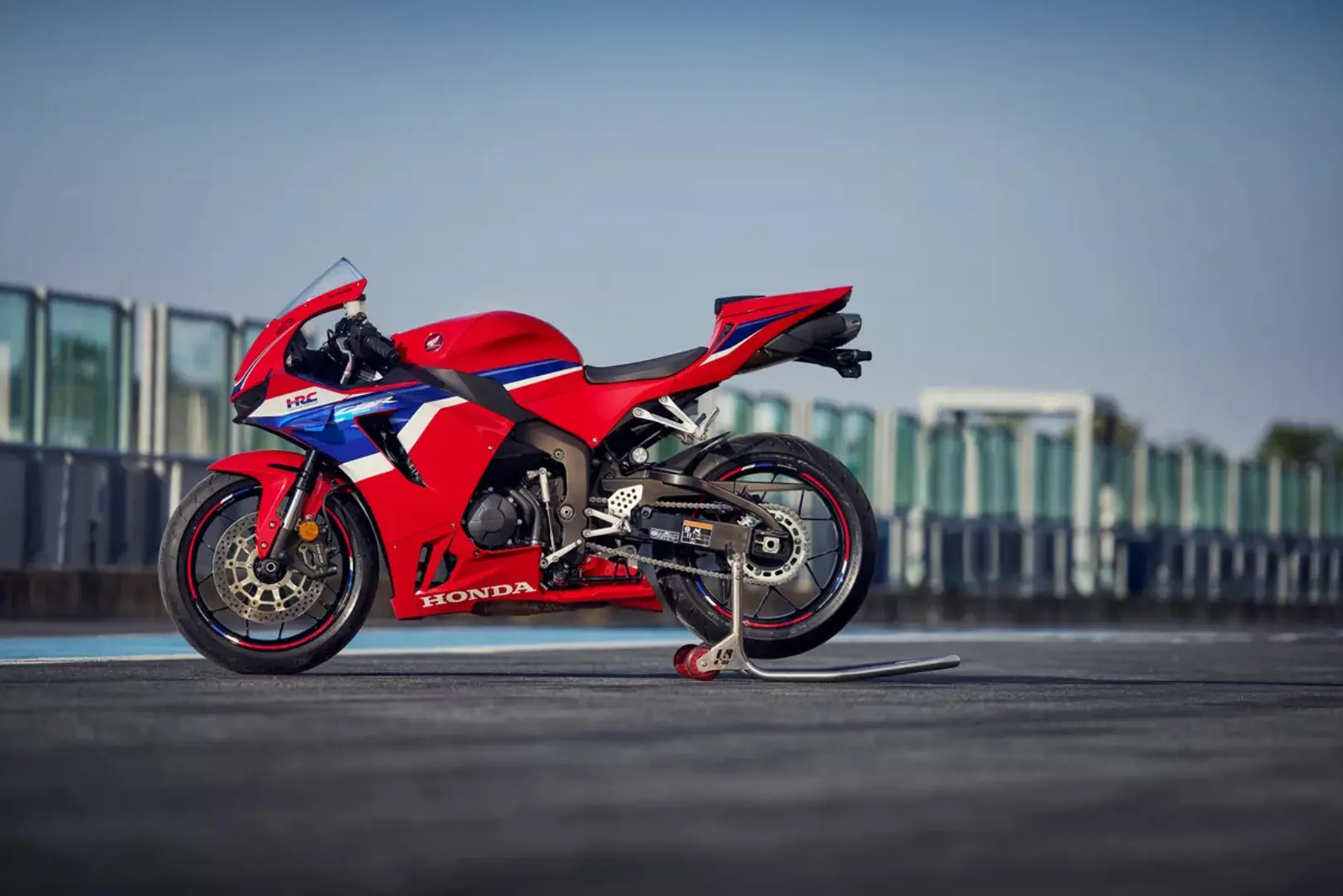 CBR600RR quick-shifter