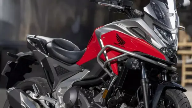 NC750X-2025nea-egxromi-othoni-TFT